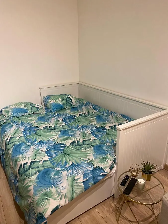 Apartment Cozy Parisian In The Heart Of The 19th Arrondissement *